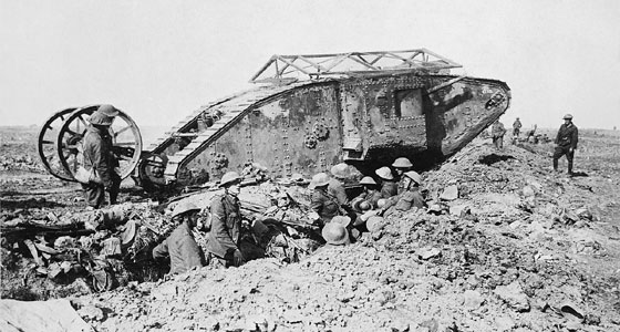 أول دبابة في التاريخ